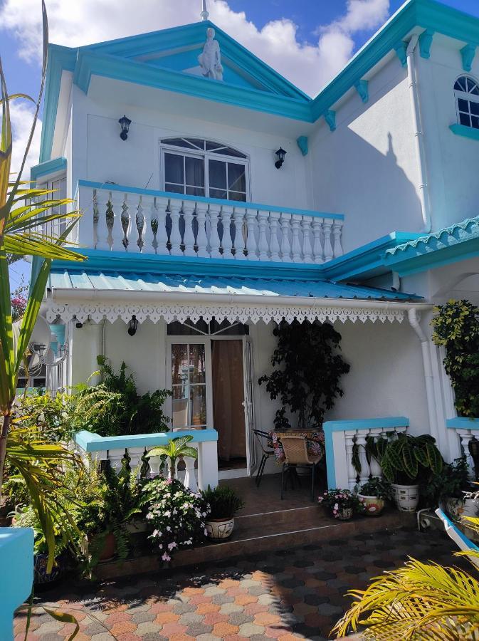 Chez Marina Villa Quatre Bornes Luaran gambar